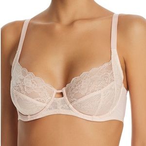 Bloomingdales Natori statement full figure